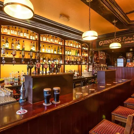 Kingston's Townhouse 4*
